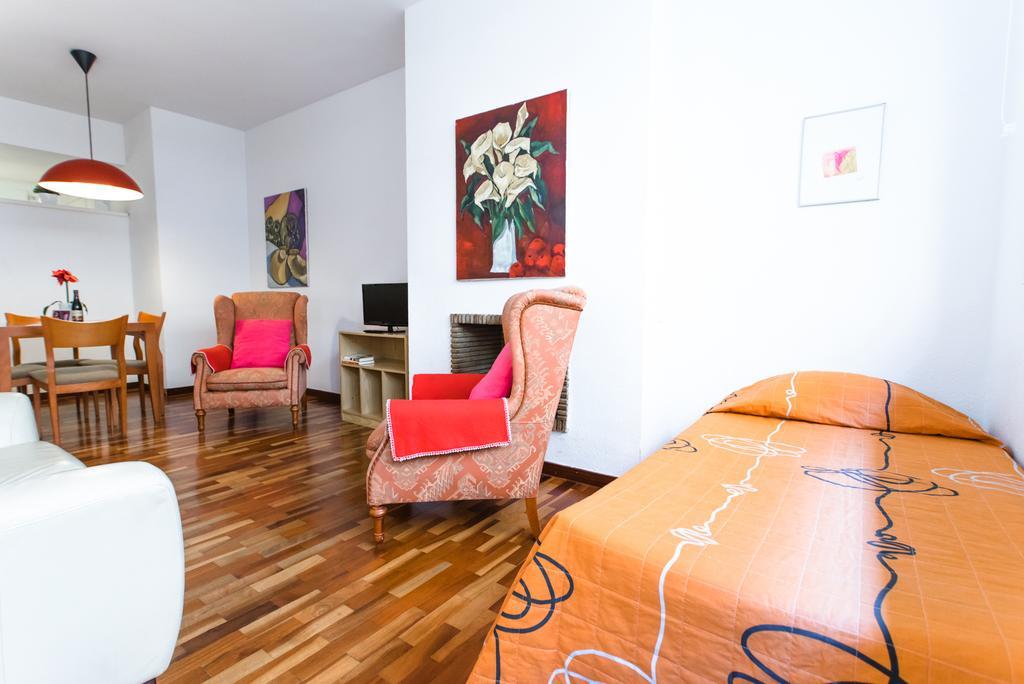 Sweet Bcn Apartments Barcelona Buitenkant foto
